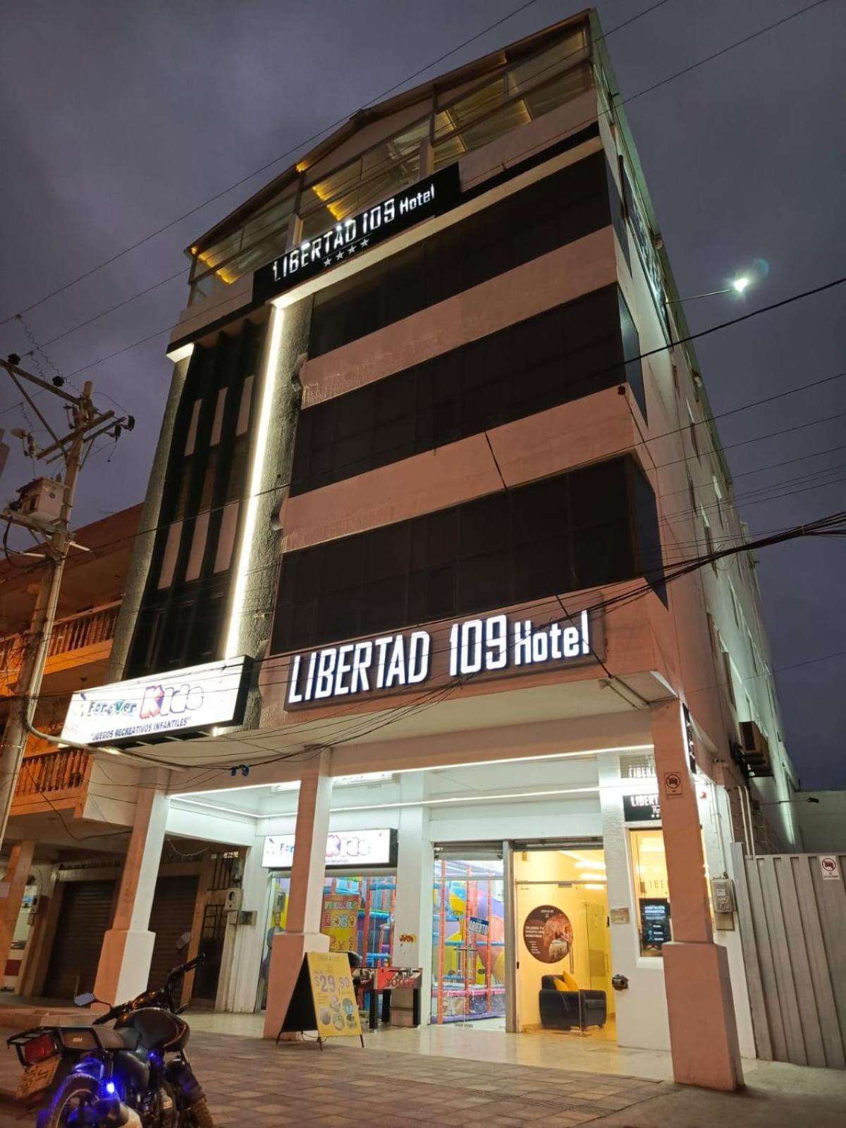 Libertad 109 Hotel Con Generador Electrico La Libertad Εξωτερικό φωτογραφία